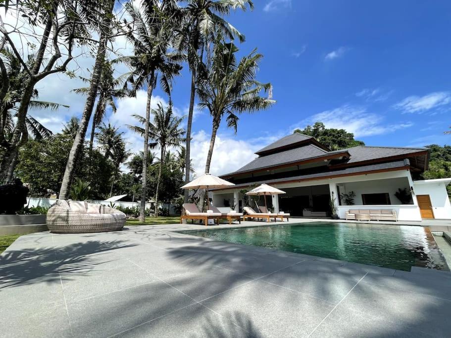 Villa Vespa Lovina Экстерьер фото