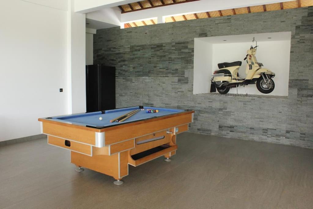 Villa Vespa Lovina Экстерьер фото