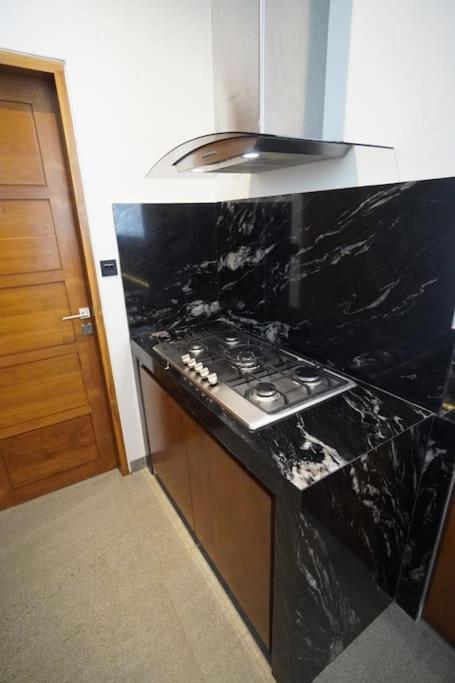 Villa Vespa Lovina Экстерьер фото